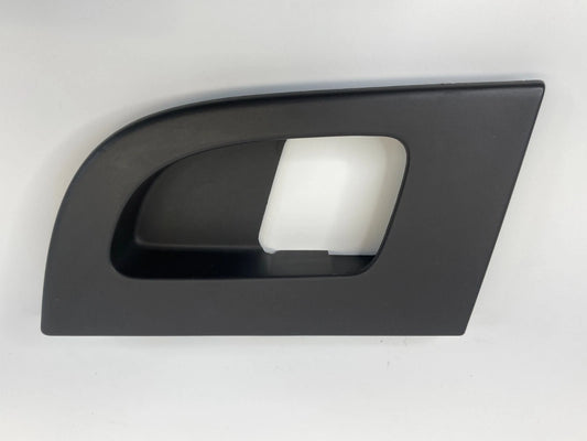 2003-2006 FORD EXPEDITION REAR RIGHT SIDE INTERIOR DOOR HANDLE COVER BEZEL OEM