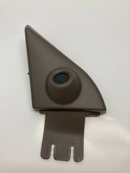 2004-2008 CHEVROLET MALIBU FRONT LEFT DRIVER DOOR TWEETER SPEAKER W/ TRIM COVER