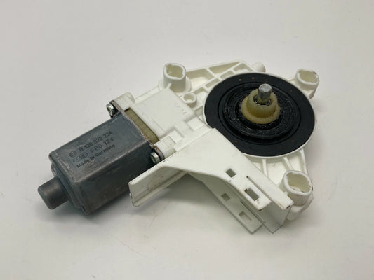05 06 07 FORD FREESTYLE REAR LEFT SIDE DOOR POWER WINDOW MOTOR 0130822234 OEM
