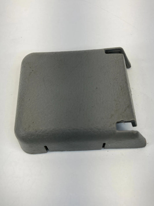 2006-2009 HYUNDAI SANTA FE FRONT RIGHT SEAT FOOT TRIM COVER 89051-2B000 OEM