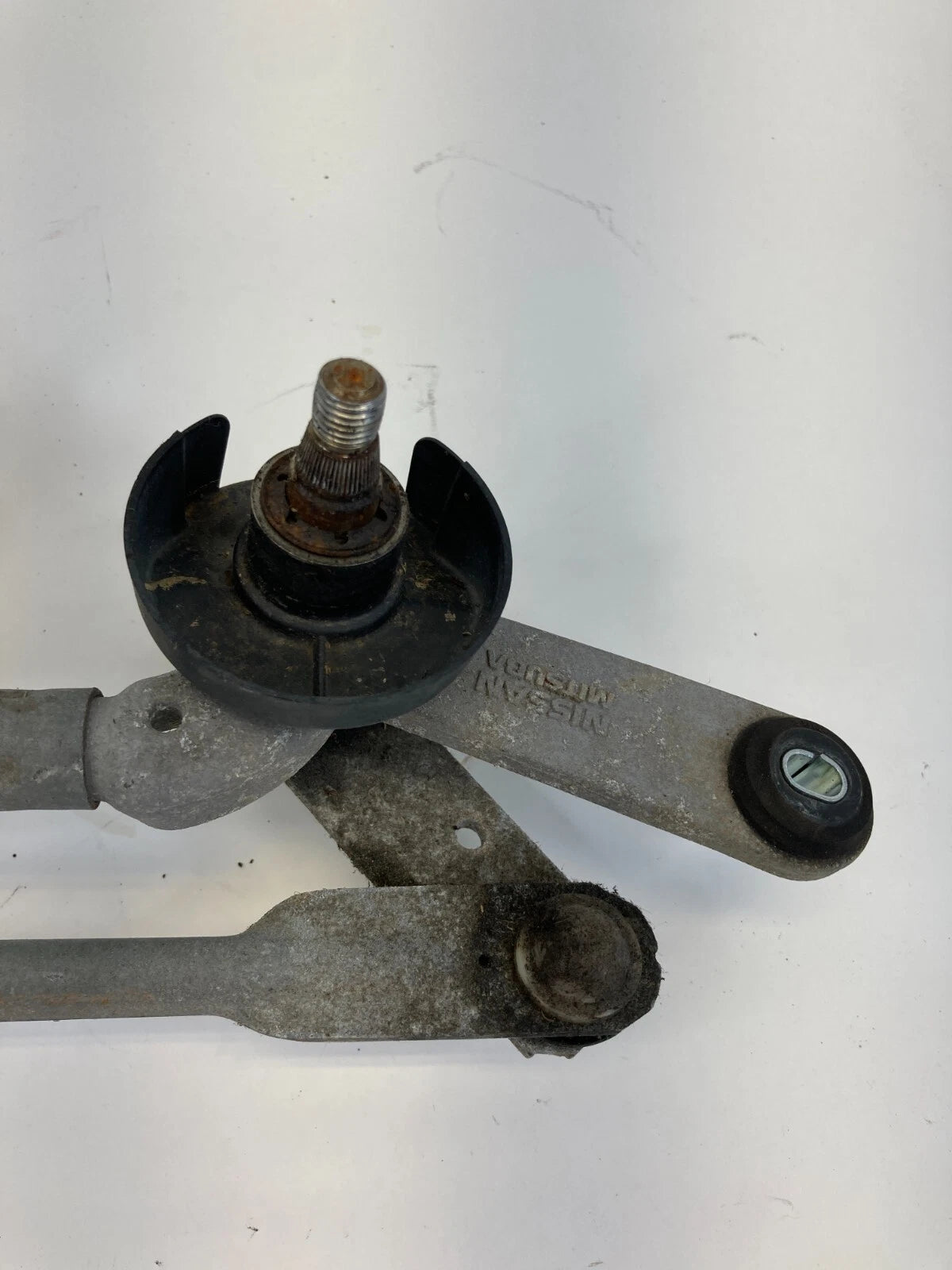 2013-2018 NISSAN ALTIMA FRONT WINDSHIELD WIPER MOTOR LINKAGE OEM 28800-3TA0A OEM