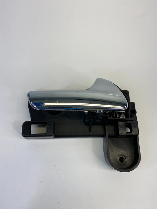 2011-2020 DODGE JOURNEY REAR RIGHT BACK INTERIOR INNER DOOR HANDLE 937072 OEM