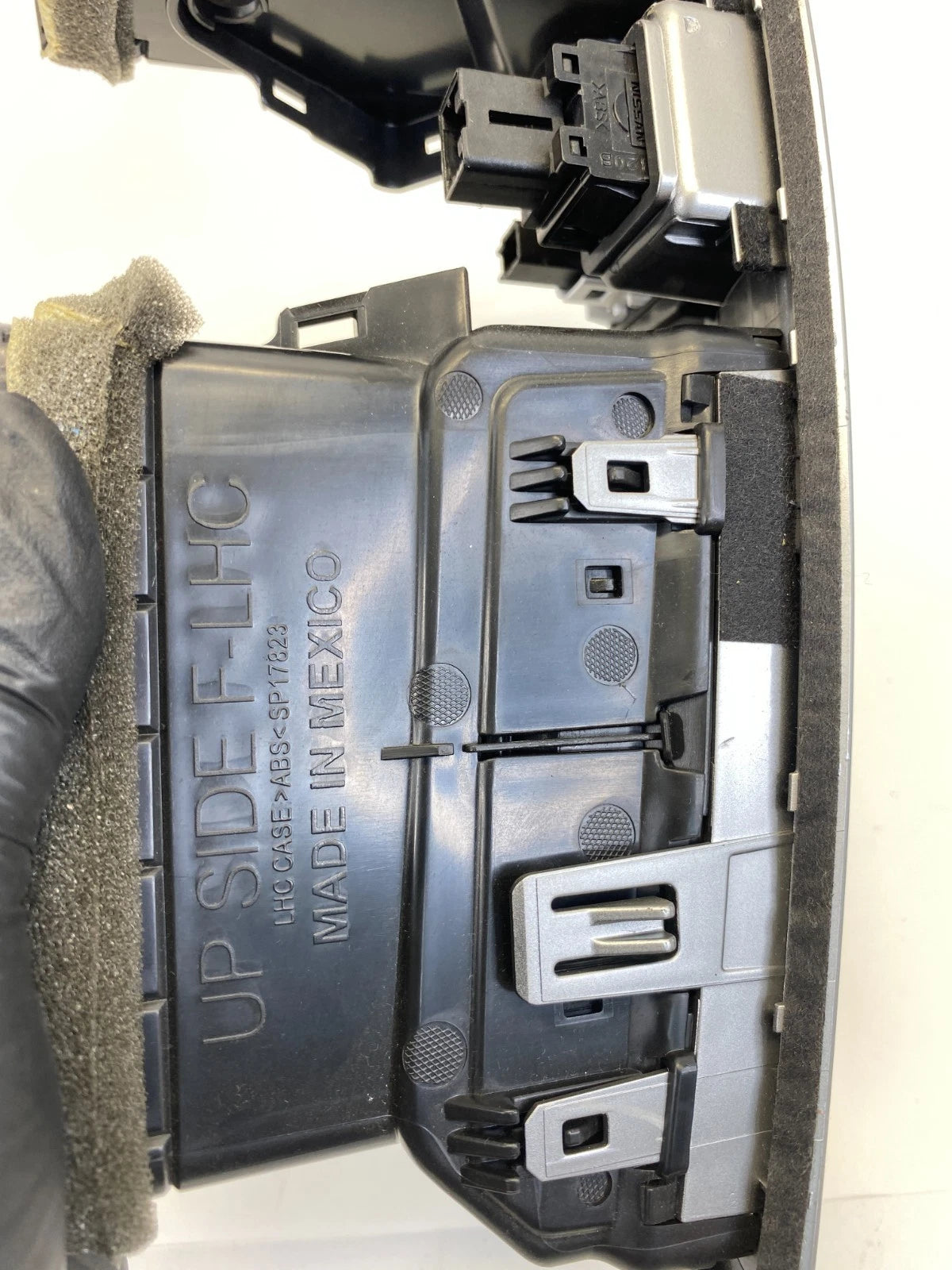 2016-2019 NISSAN SENTRA CENTER DASH AC AIR VENT BEZEL HAZARD SWITCH SP17824 OEM