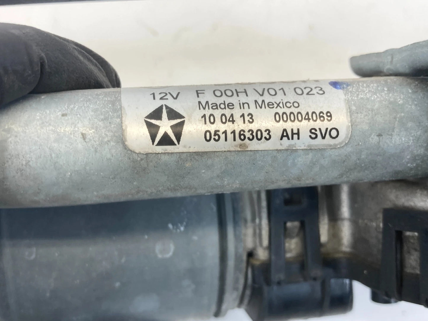 09-20 DODGE JOURNEY FRONT WINDSHIELD WIPER MOTOR W/ TRANS LINKAGE 68030272AA OEM