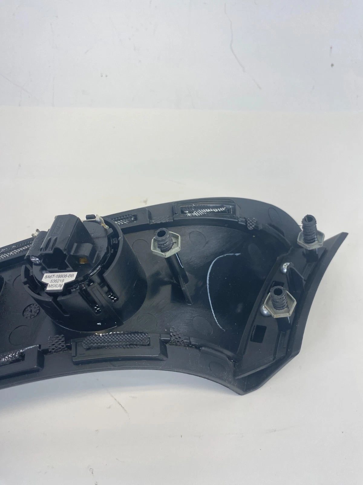 11-15 FORD EXPLORER 13-19 INTERCEPTOR UTILITY FRONT RIGHT INTERIOR DOOR HANDLE