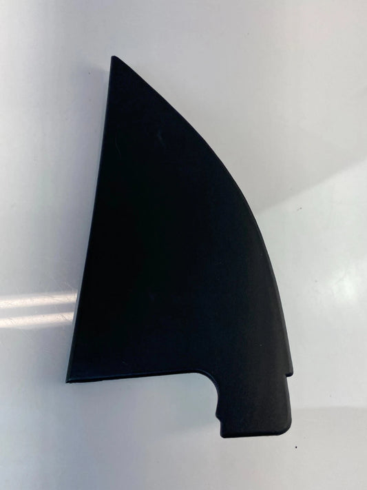 2000-2004 KIA SPECTRA REAR RIGHT DOOR INNER CORNER COVER TRIM PANEL GARNISH