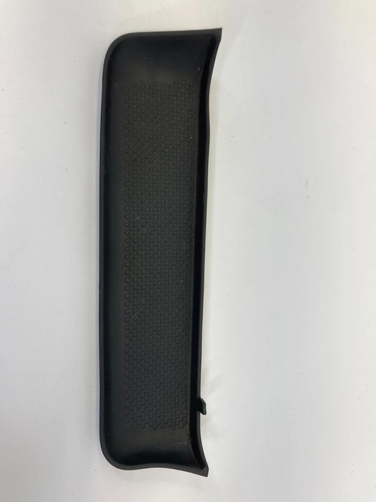 09-17 VOLKSWAGEN CC FRONT RIGHT INTERIOR DOOR PANEL STORAGE INSERT MAT 3C8868134