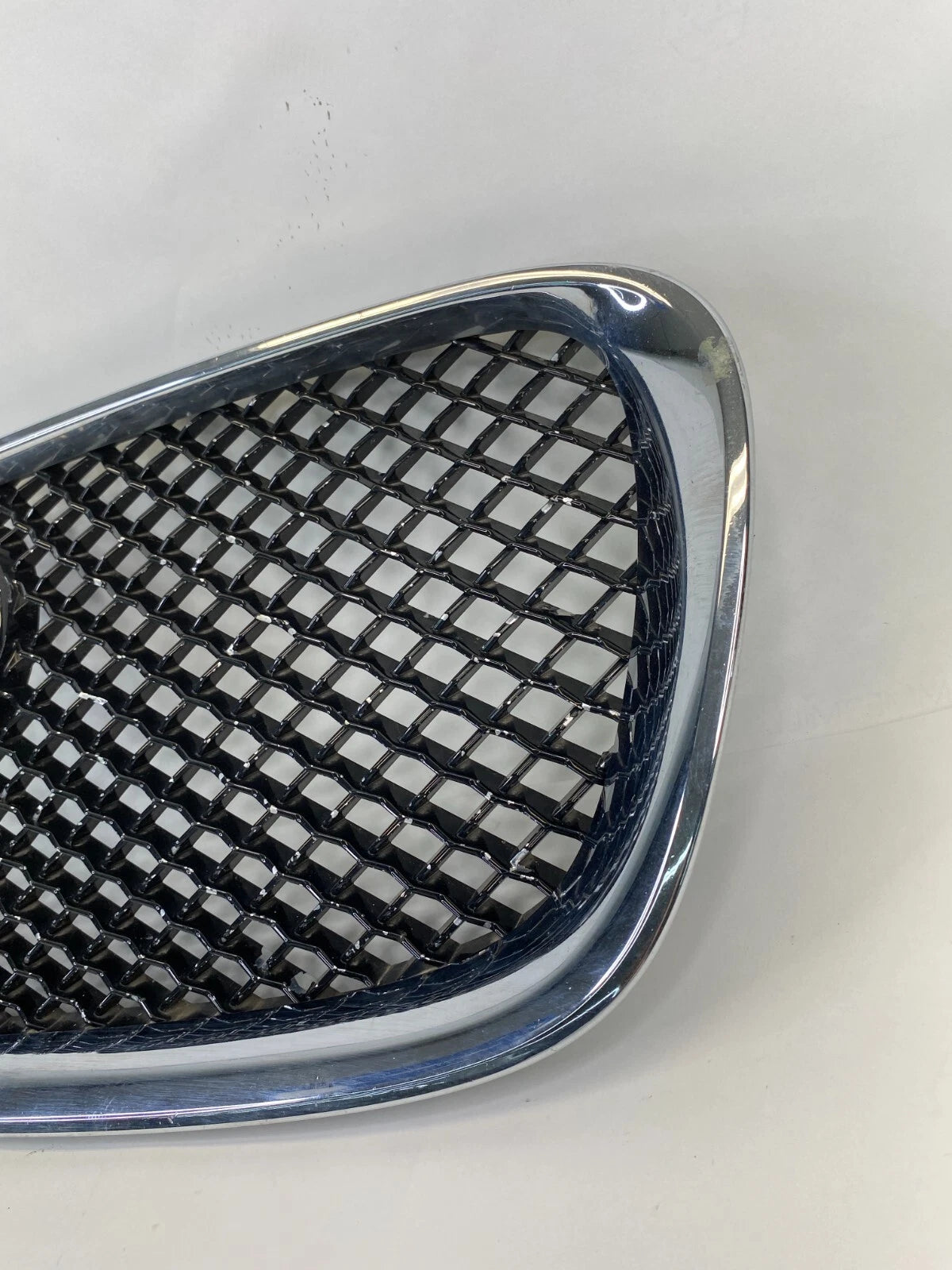 2009-2011 JAGUAR XF SEDAN FRONT BUMPER UPPER GRILL GRILLE CHROME 8X23-018K28-AA