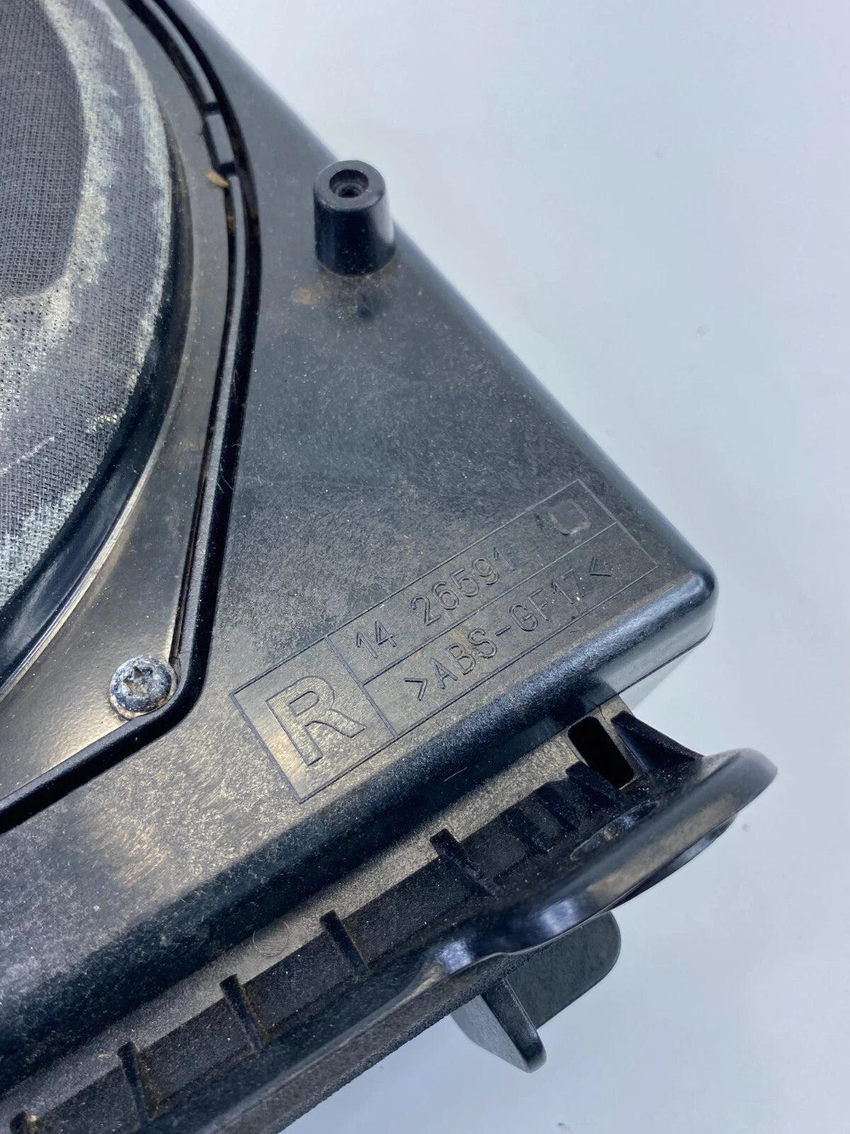2004-2007 BMW 530I 525I RIGHT CENTRAL BASS SUBWOOFER SPEAKER AUDIO 65136919358