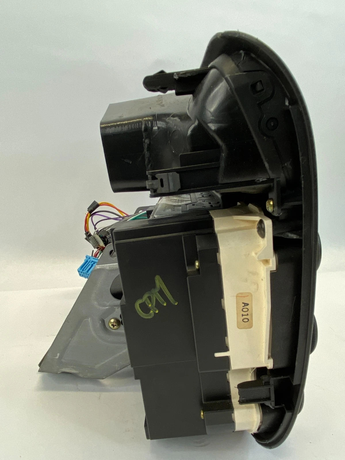 01-05 HONDA CIVIC CENTER DASH RADIO BEZEL CLIMATE CONTROL AC & STEREO UNIT OEM
