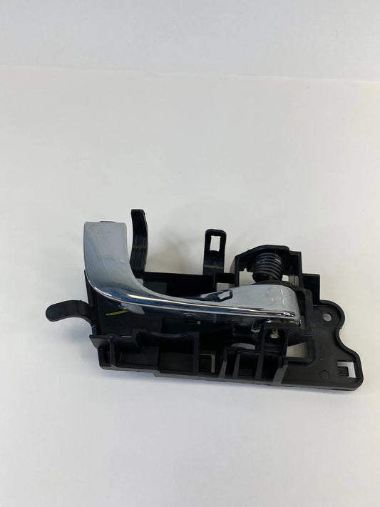2004-2006 CADILLAC SRX REAR RIGHT BACK SIDE INNER DOOR HANDLE 257078893 OEM