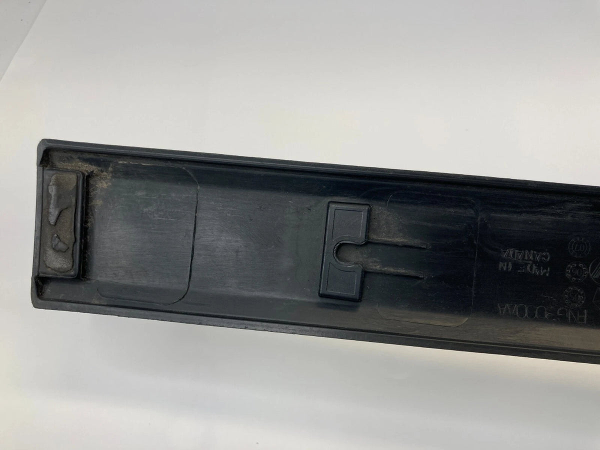 2006-2010 JEEP COMMANDER FRONT RIGHT EXTERIOR DOOR TRIM MOLDING 5JP68TRMAA OEM