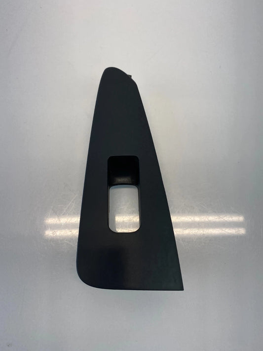 2010-2013 KIA FORTE REAR RIGHT SIDE DOOR WINDOW SWITCH TRIM BEZEL 201005754 OEM