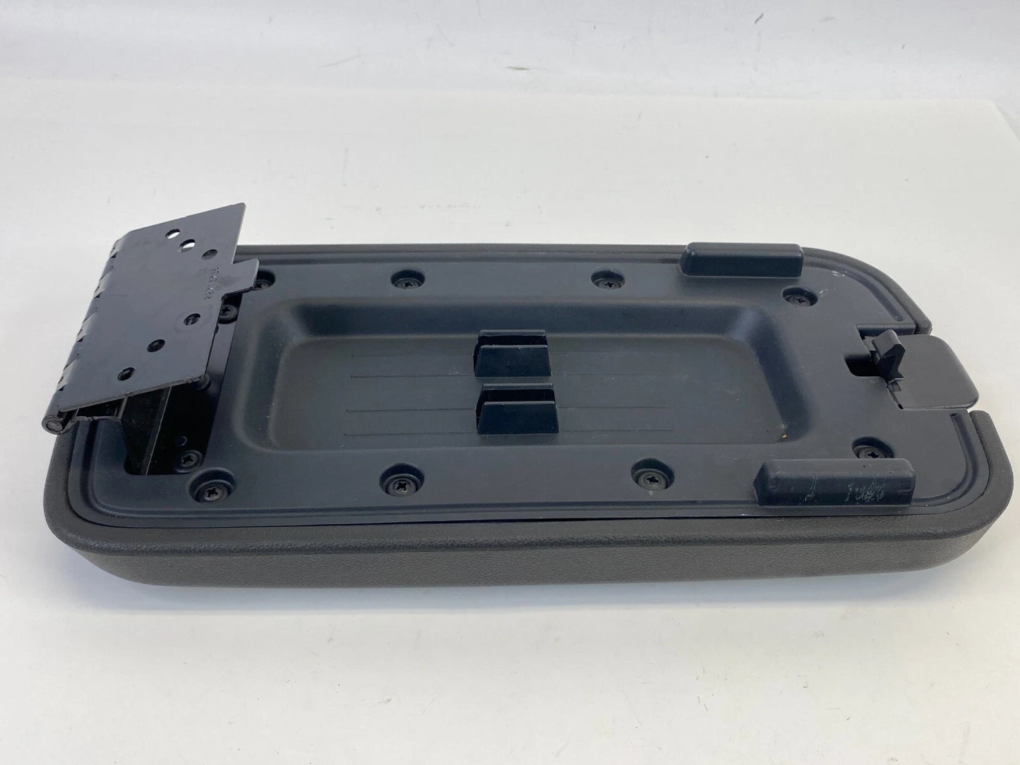 05 06 07 08 09 10 PONTIAC G6 CENTER CONSOLE LID ARM REST ARMREST 22713736 OEM