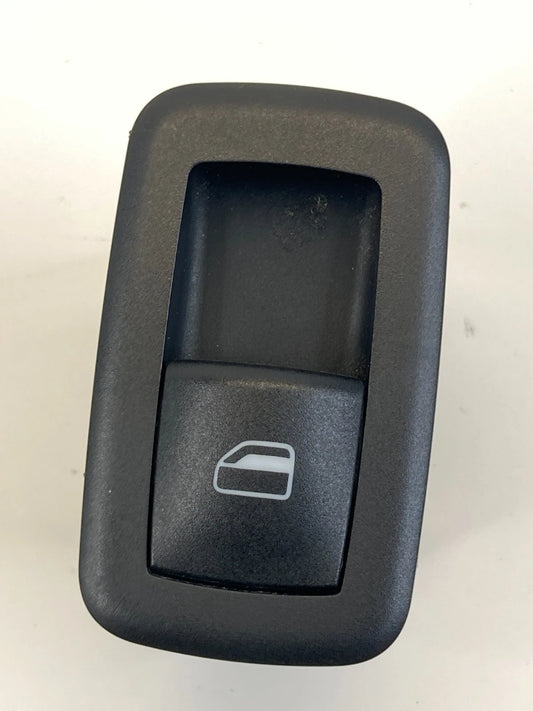 2015-2017 CHRYSLER 200 REAR RIGHT SIDE POWER WINDOW CONTROL SWITCH 68214156AA
