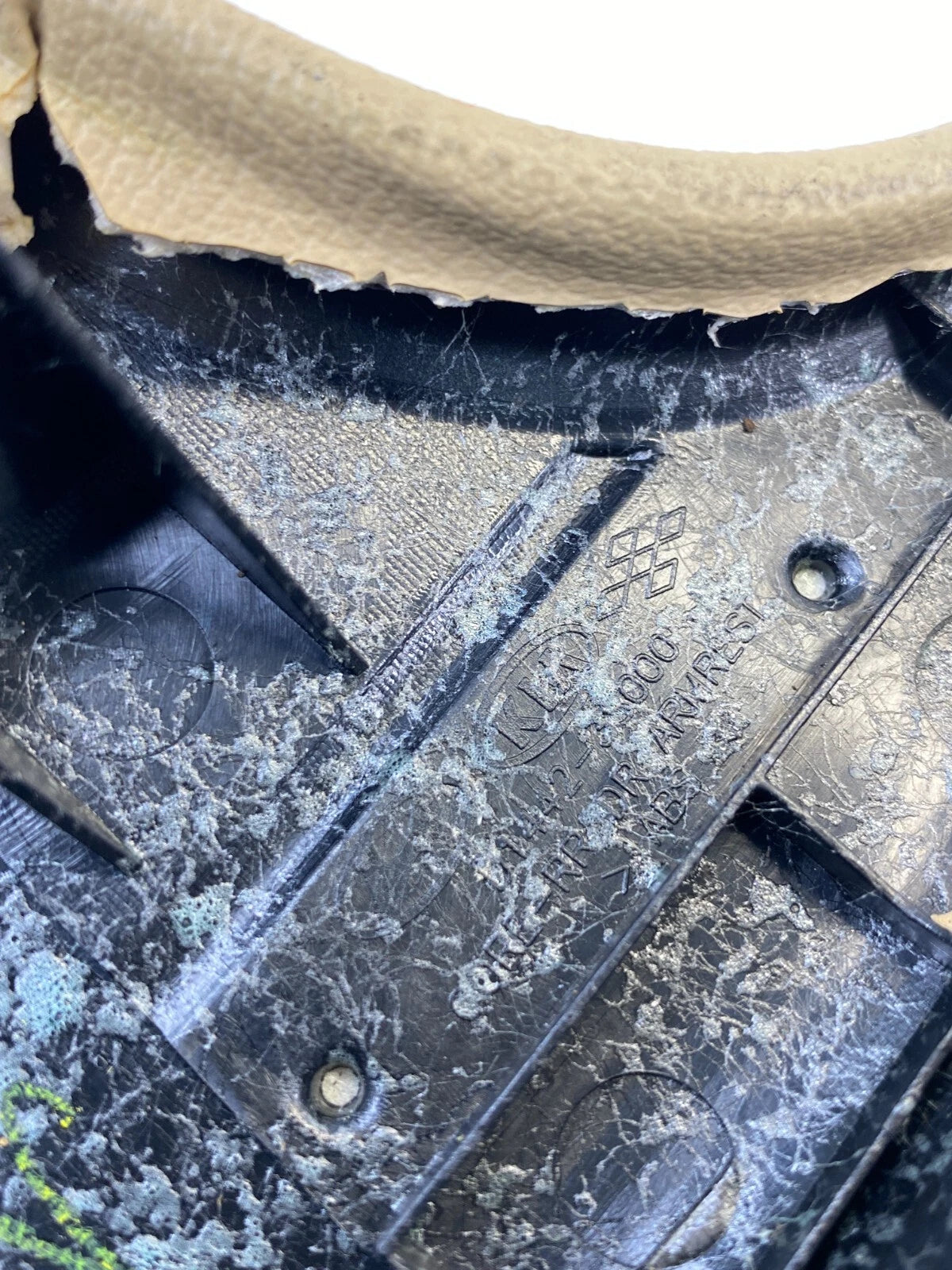 2011-2014 HYUNDAI SONATA REAR RIGHT PASSENGER SIDE DOOR ARMREST OEM D1442-3S000