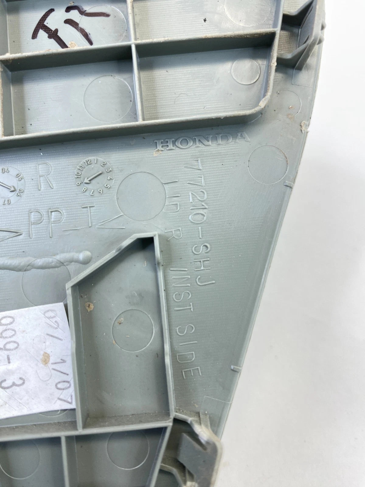 2005-2010 HONDA ODYSSEY RIGHT SIDE DASH END CAP COVER TRIM PANEL 77210-SHJ OEM