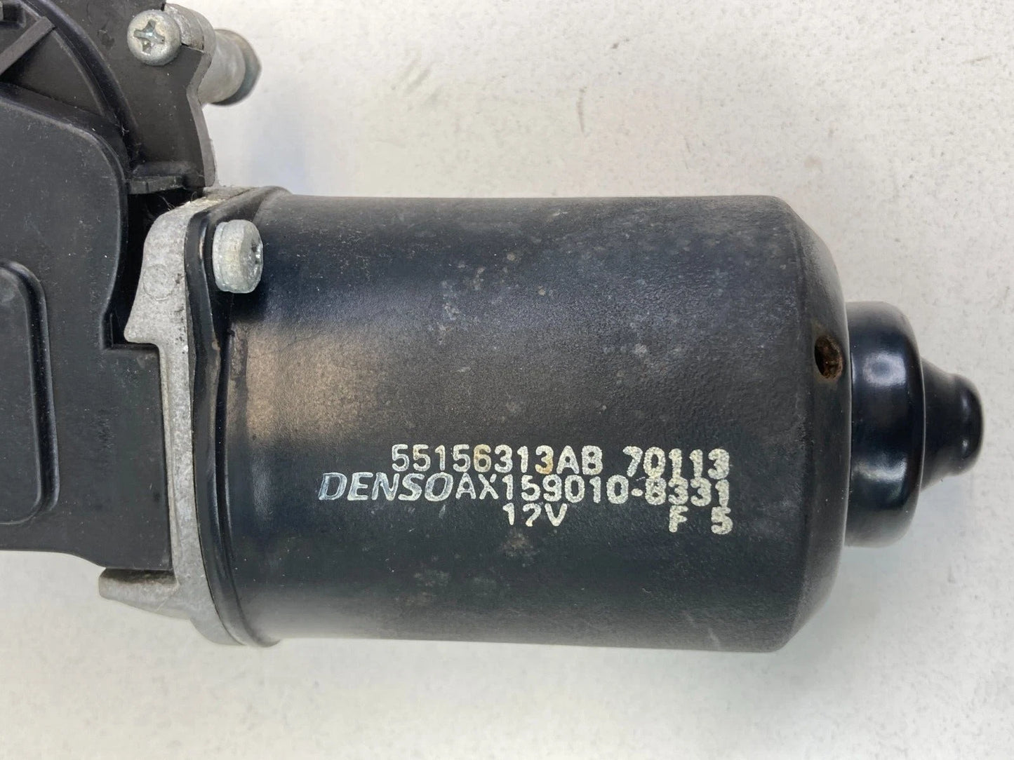 2005-2007 JEEP GRAND CHEROKEE FRONT WINDSHIELD WIPER MOTOR UNIT OEM 55156313AB