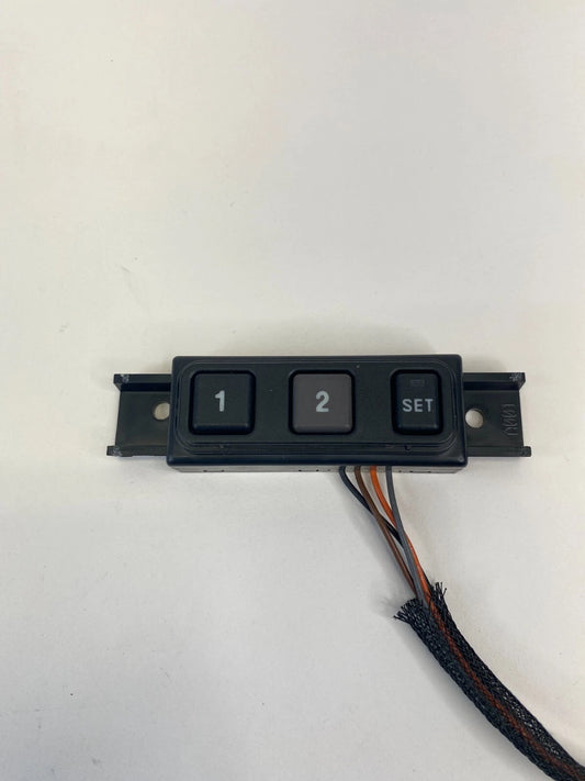 99-04 JEEP GRAND CHEROKEE FRONT LEFT SEAT MEMORY CONTROL SWITCH 56042291A OEM