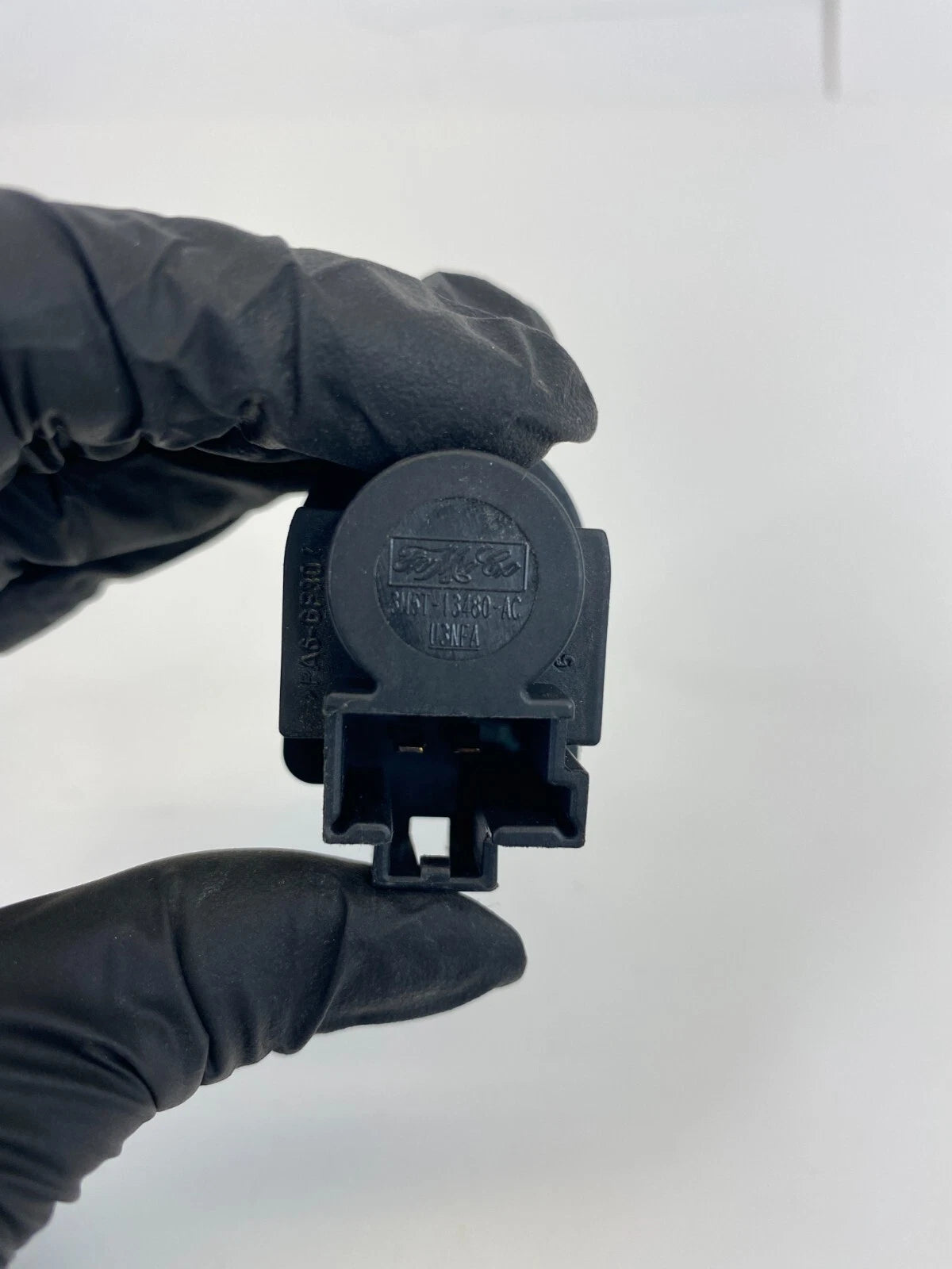 2011-2019 FORD FIESTA BRAKE PEDAL SENSOR STOP LIGHT SWITCH UNIT OEM 3M5T13480AC