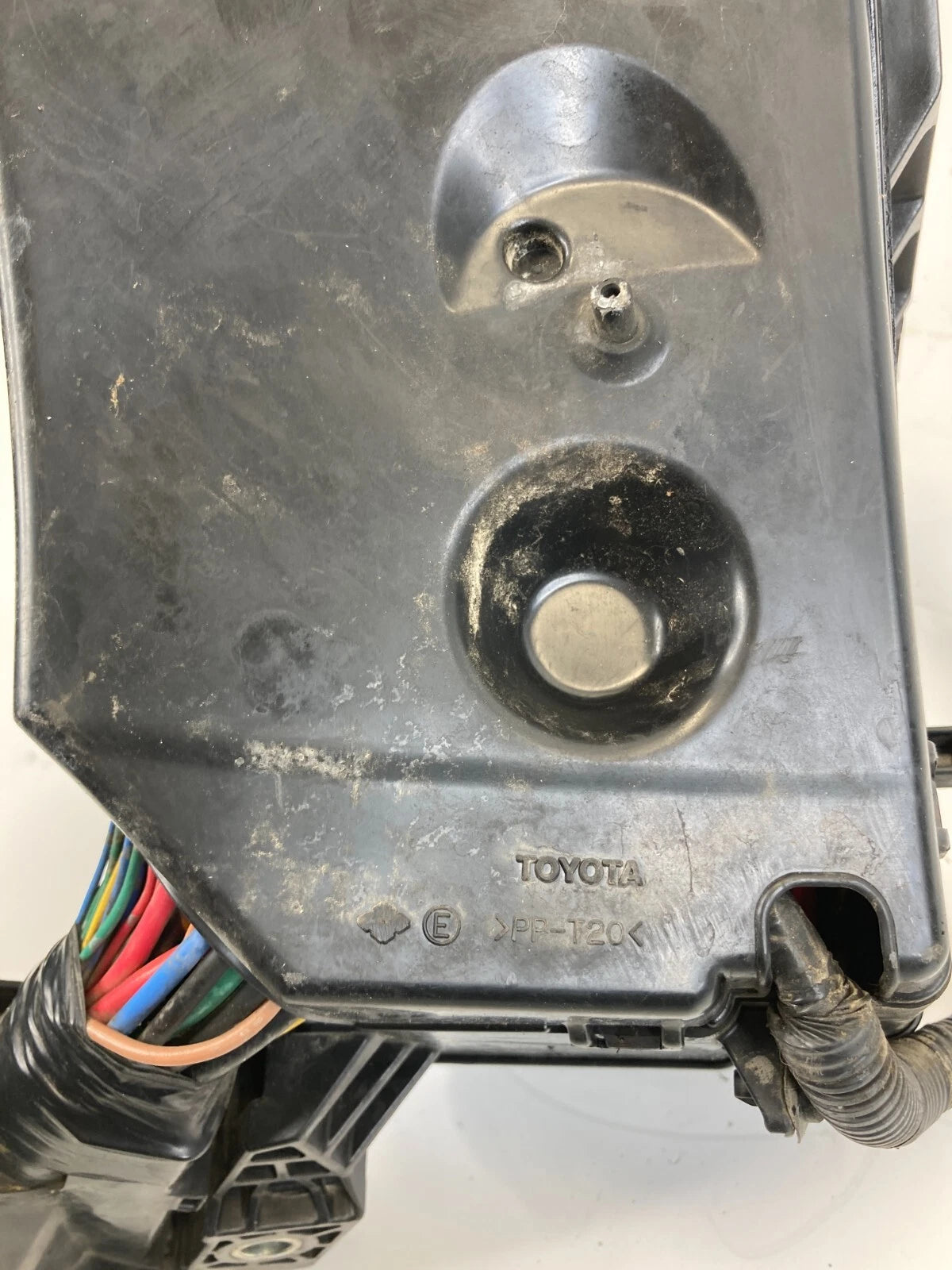 06-08 LEXUS RX400H 3.3L V6 HYBRID ENGINE FUSE RELAY BOX COMPARTMENT 82815-48260