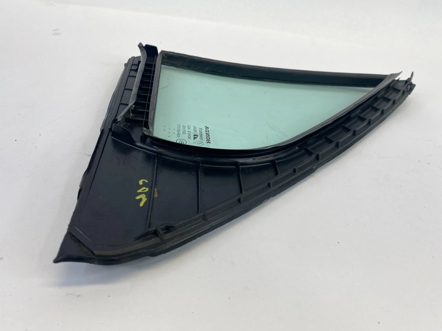 03-07 HONDA ACCORD SEDAN REAR RIGHT DOOR VENT QUARTER WINDOW GLASS OEM 73441SDA