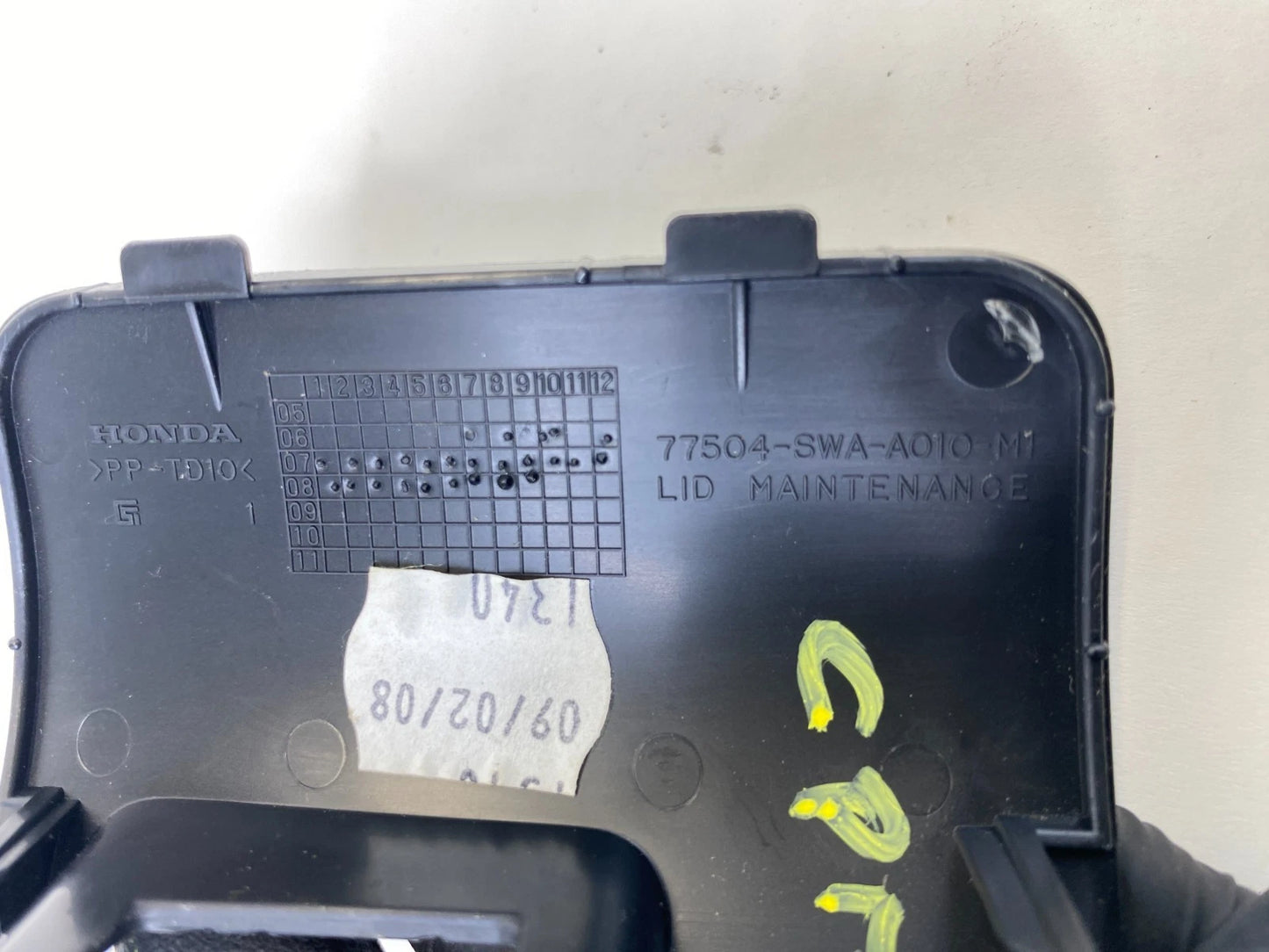 07-11 HONDA CR-V UPPER GLOVE BOX LOCK MAINTENANCE LID ACCESS COVER 77504SWAA010