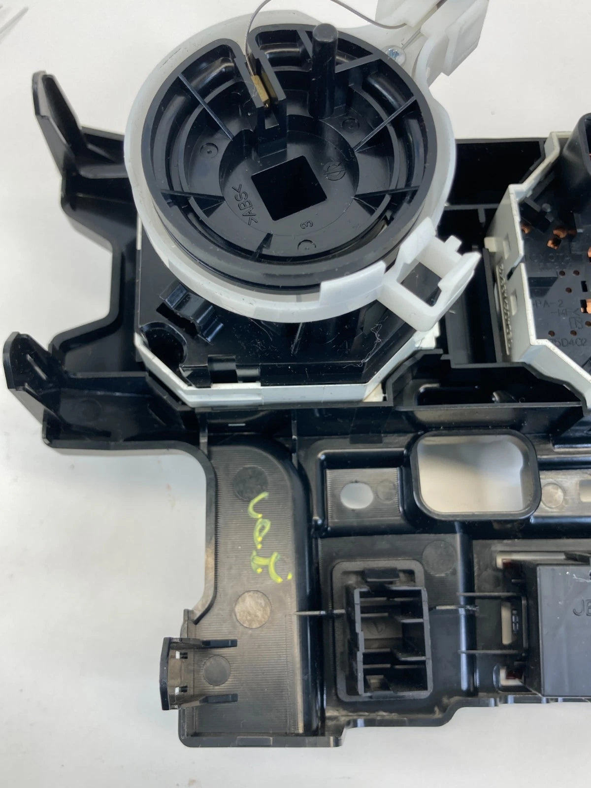 2009-2013 TOYOTA MATRIX C HEATER CLIMATE TEMPERATURE CONTROL UNIT W/ CLOCK OEM