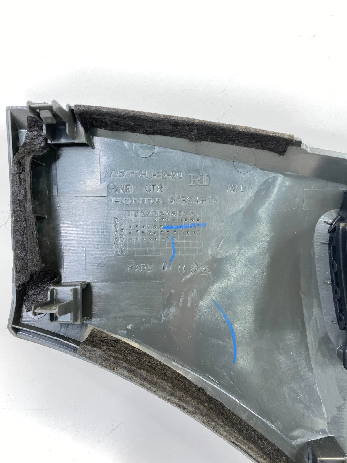 2005-2007 HONDA ODYSSEY CENTER DASH CLIMATE CONTROL BEZEL TRIM W/ AIR VENTS OEM