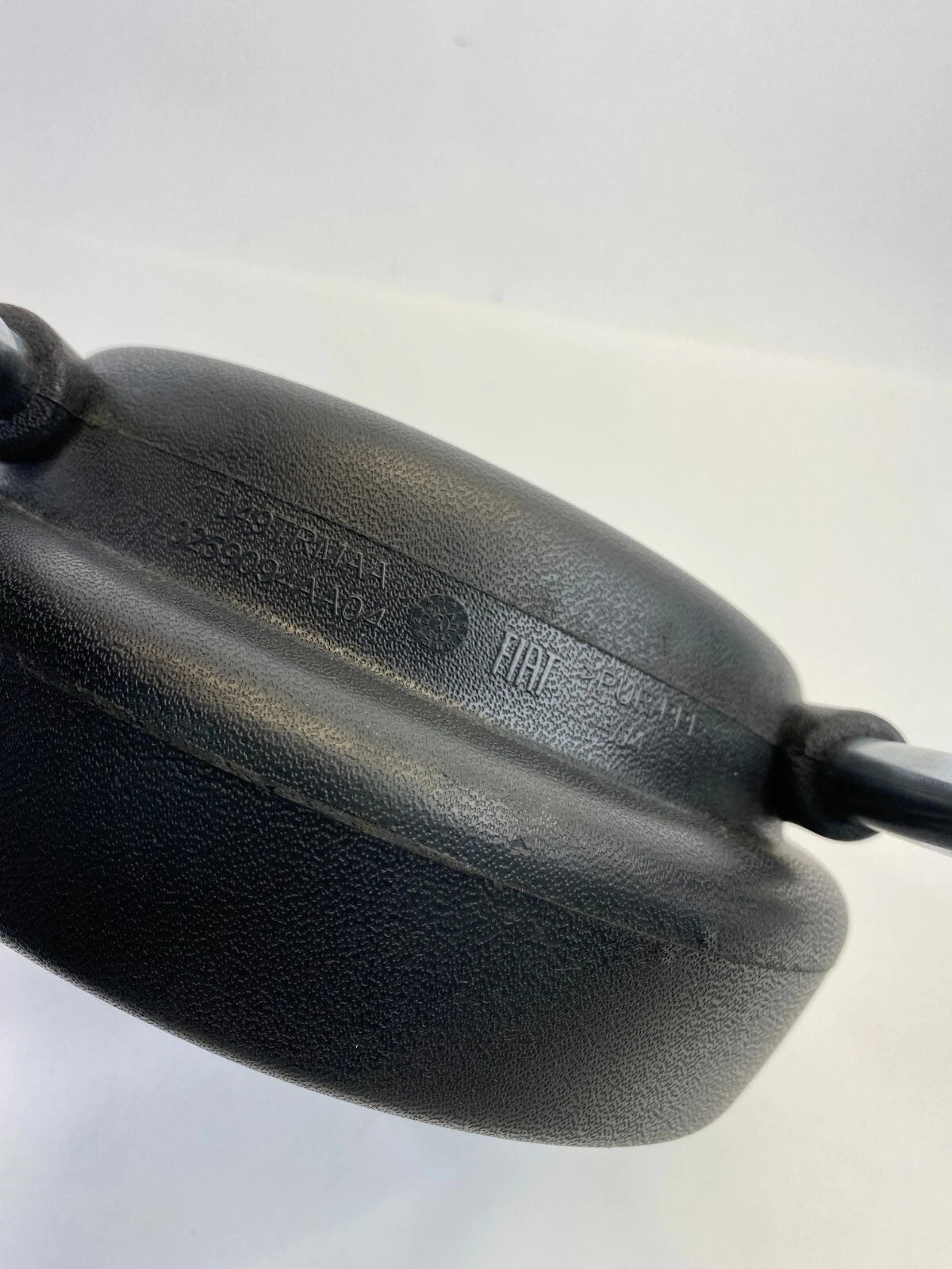 2012-2019 FIAT 500 FRONT SEAT HEADREST HEAD REST RIGHT PASSENGER SIDE OEM