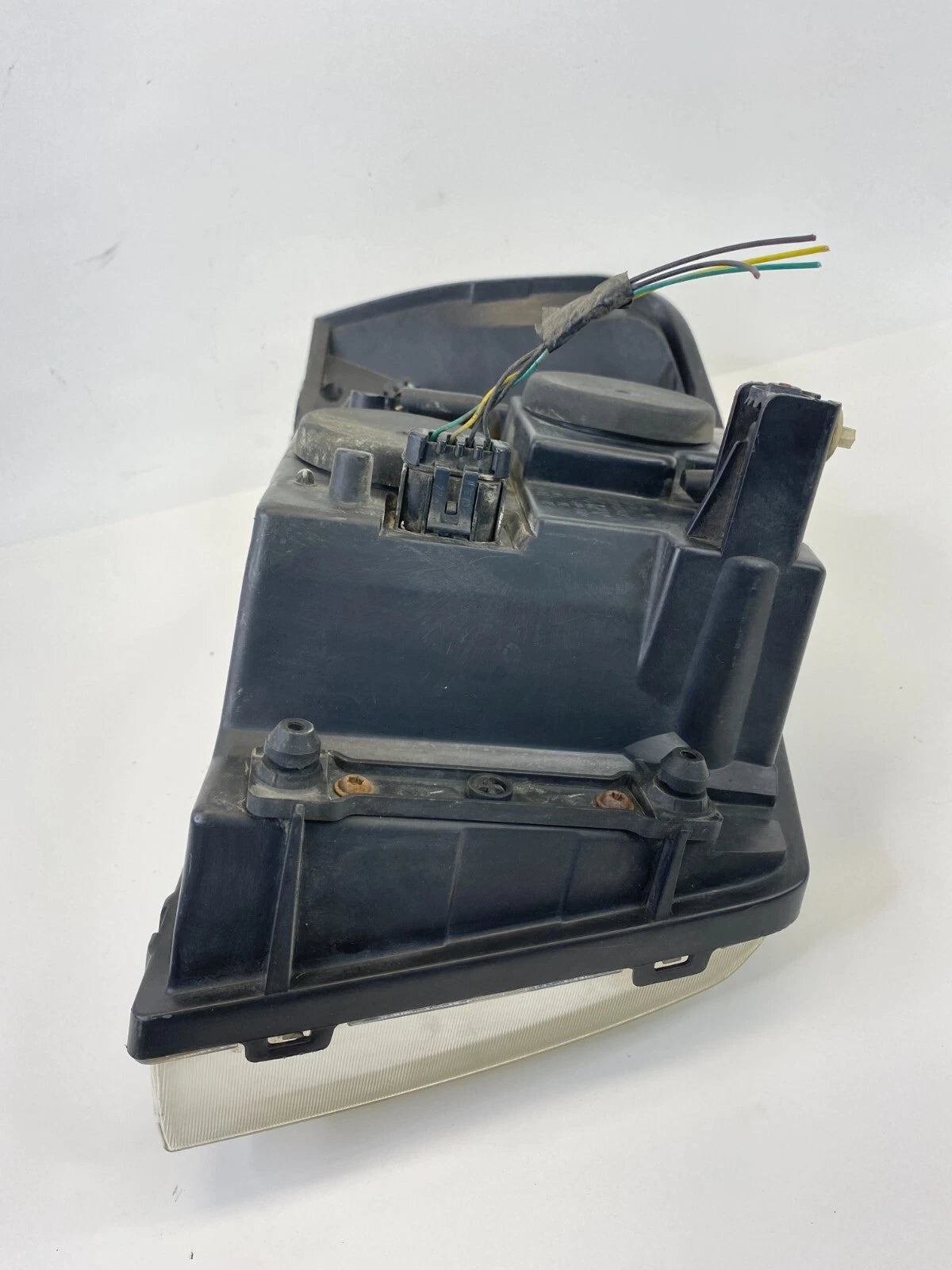 2002-2009 GMC ENVOY HEADLIGHT HEADLAMP ASSEMBLY FRONT LEFT OEM 15866071