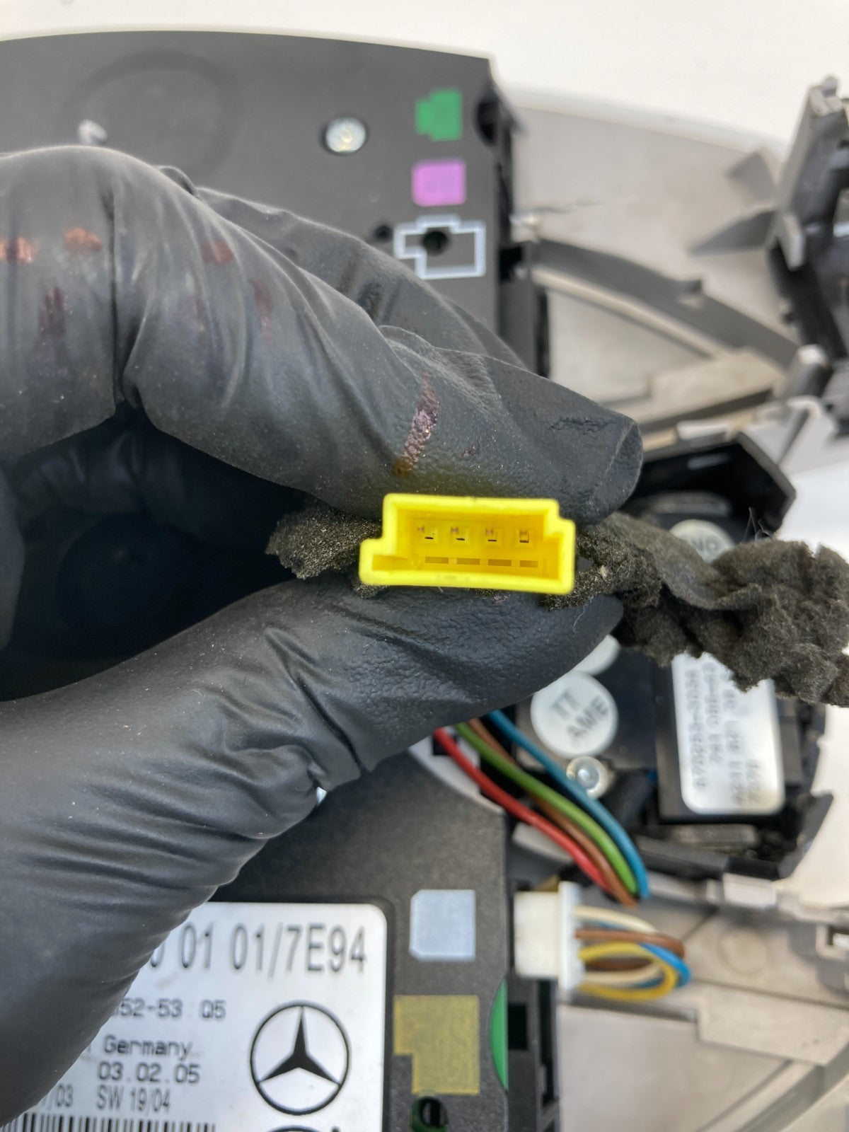 2006 Mercedes-Benz CLS500 Front Roof Overhead Dome Light Lamp A219-820-01-01 OEM