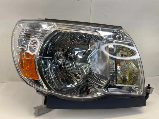 2005-2011 TOYOTA TACOMA FRONT RIGHT PASSENGER HEADLIGHT HEADLAMP ASSEMBLY OEM