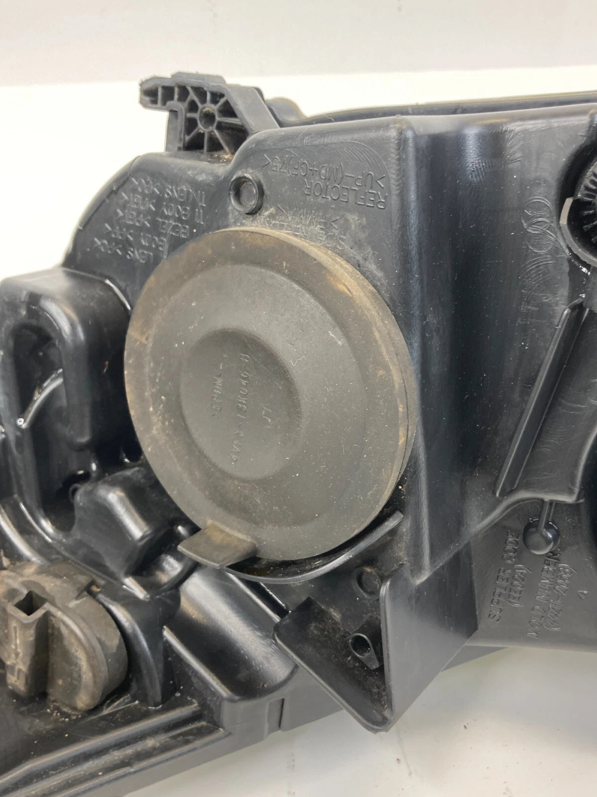 2012 2013 2014 FORD FOCUS FRONT RIGHT PASSENGER HEADLIGHT HEADLAMP 44ZH-2058 OEM