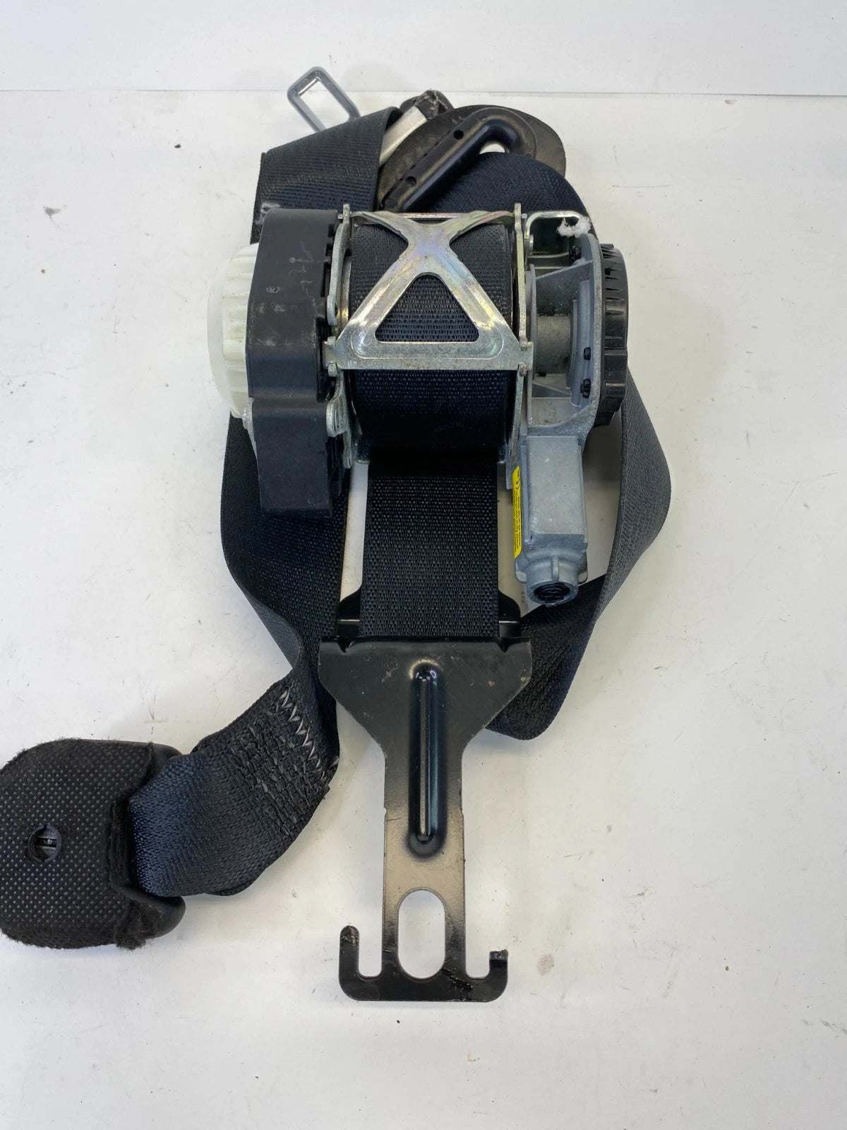 16-19 FORD EXPLORER FRONT RIGHT PASSENGER SEAT BELT RETRACTOR OEM DB5378612D34AF