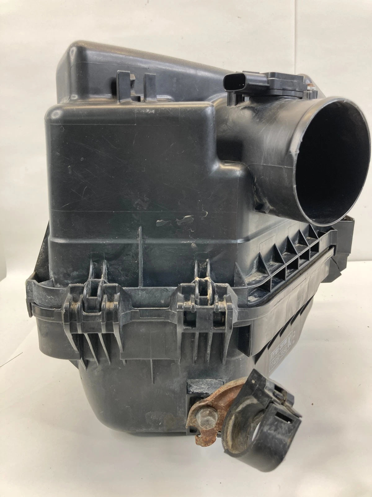 2008-2015 SCION XB AIR INTAKE CLEANER BOX HOUSING FILTER 17701-28180 OEM