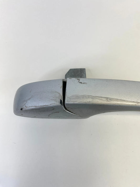 07-17 JEEP PATRIOT FRONT RIGHT PASSENGER EXTERIOR OUTER DOOR HANDLE SILVER OEM