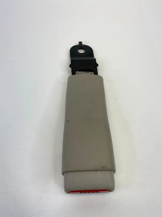 2005 05 DODGE MAGNUM FRONT RIGHT PASSENGER SIDE SEAT BELT BUCKLE ASSEMBLY OEM