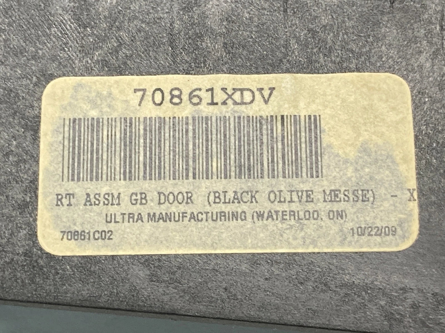 2008-2010 DODGE GRAND CARAVAN TOWN & COUNTRY UPPER GLOVE BOX DOOR 70861XDV OEM