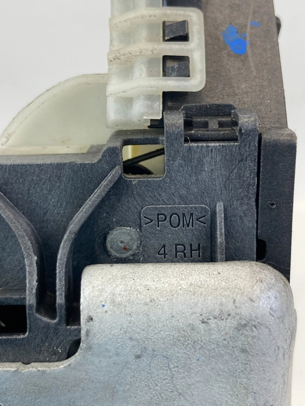 2010-2019 FORD TAURUS FRONT RIGHT SIDE DOOR LOCK LATCH ACTUATOR 8A5A-5421812-EA