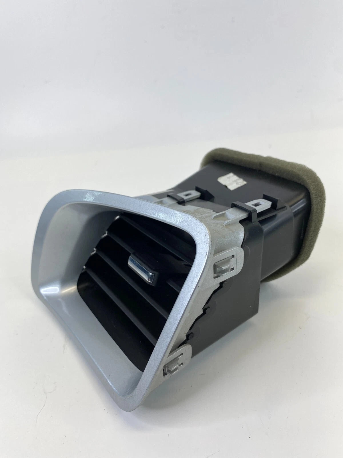 10-17 CHEVROLET EQUINOX DASH LEFT DRIVER SIDE A/C AIR VENT GRILLE 20862307 OEM