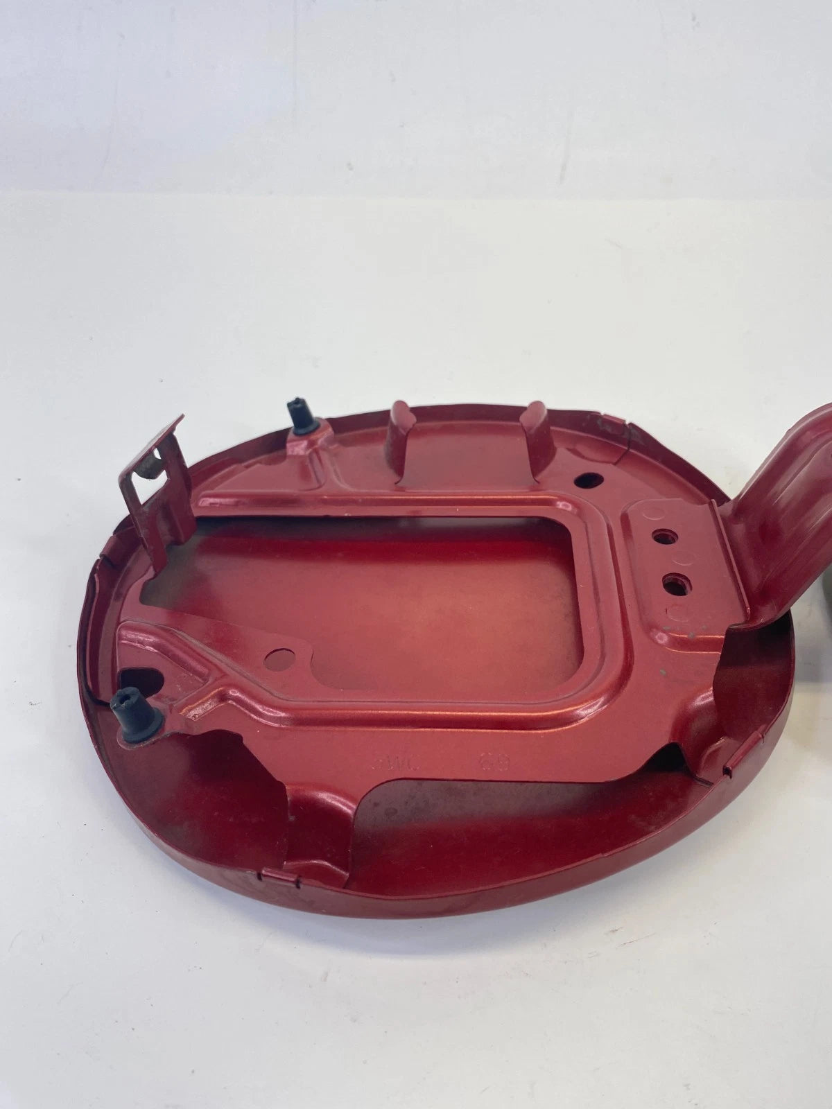 2014-2019 NISSAN VERSA NOTE GAS TANK FILLER DOOR COVER W/ HINGE UNIT OEM FACTORY