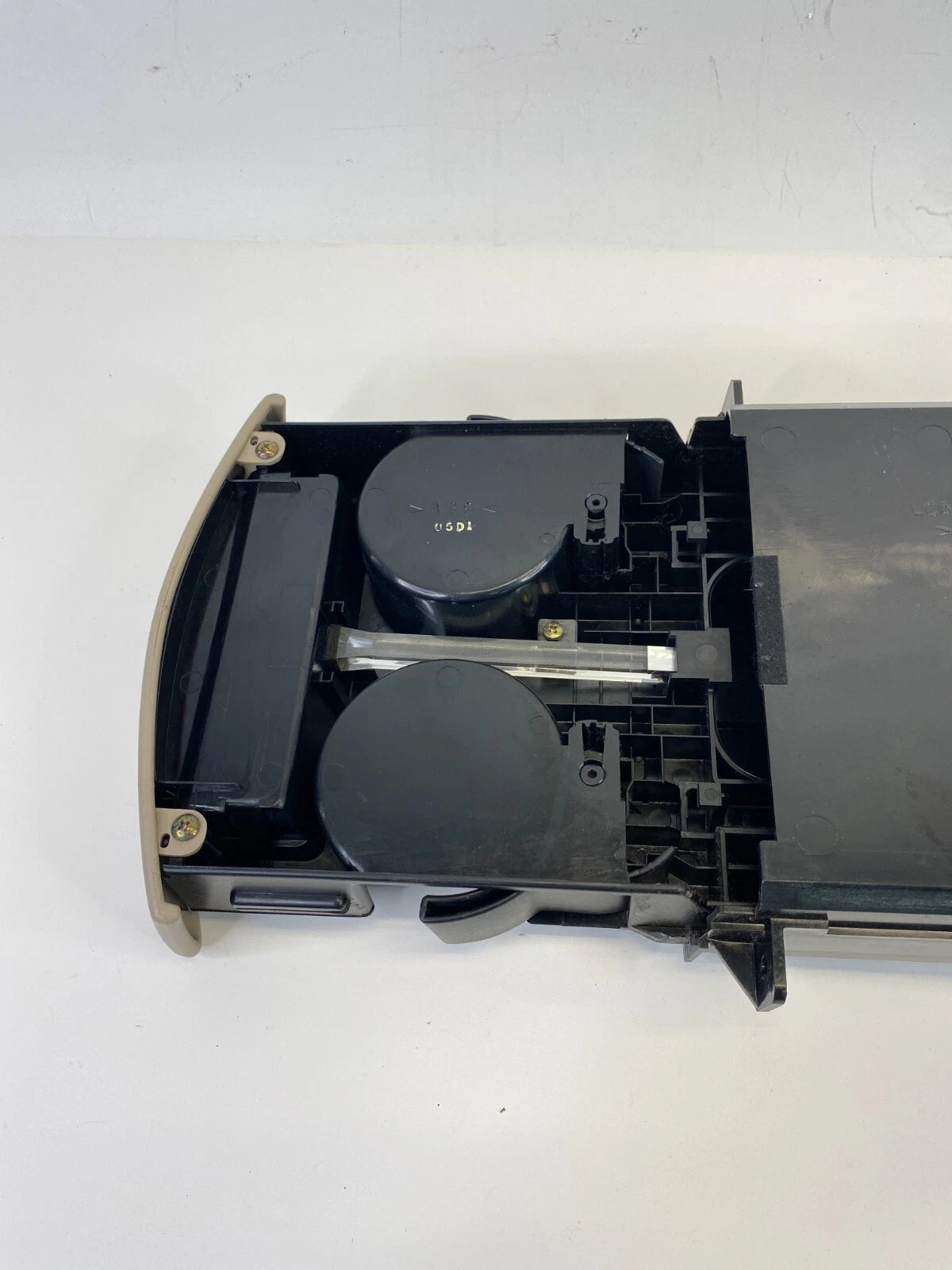 2000 2001 00 01 MAZDA MPV DASH CUP HOLDER CUPHOLDER TRIM PANEL LC626439X OEM