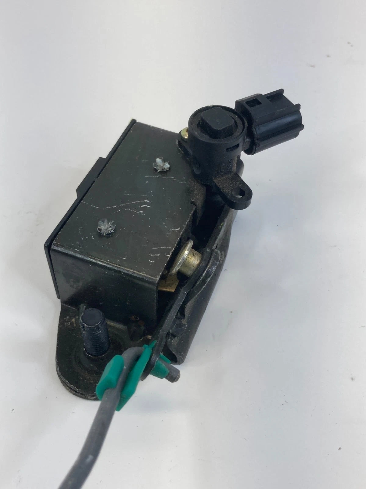 2001 2002 2003 2004 CHRYSLER PT CRUISER LIFTGATE HATCH TRUNK LATCH LOCK ACTUATOR