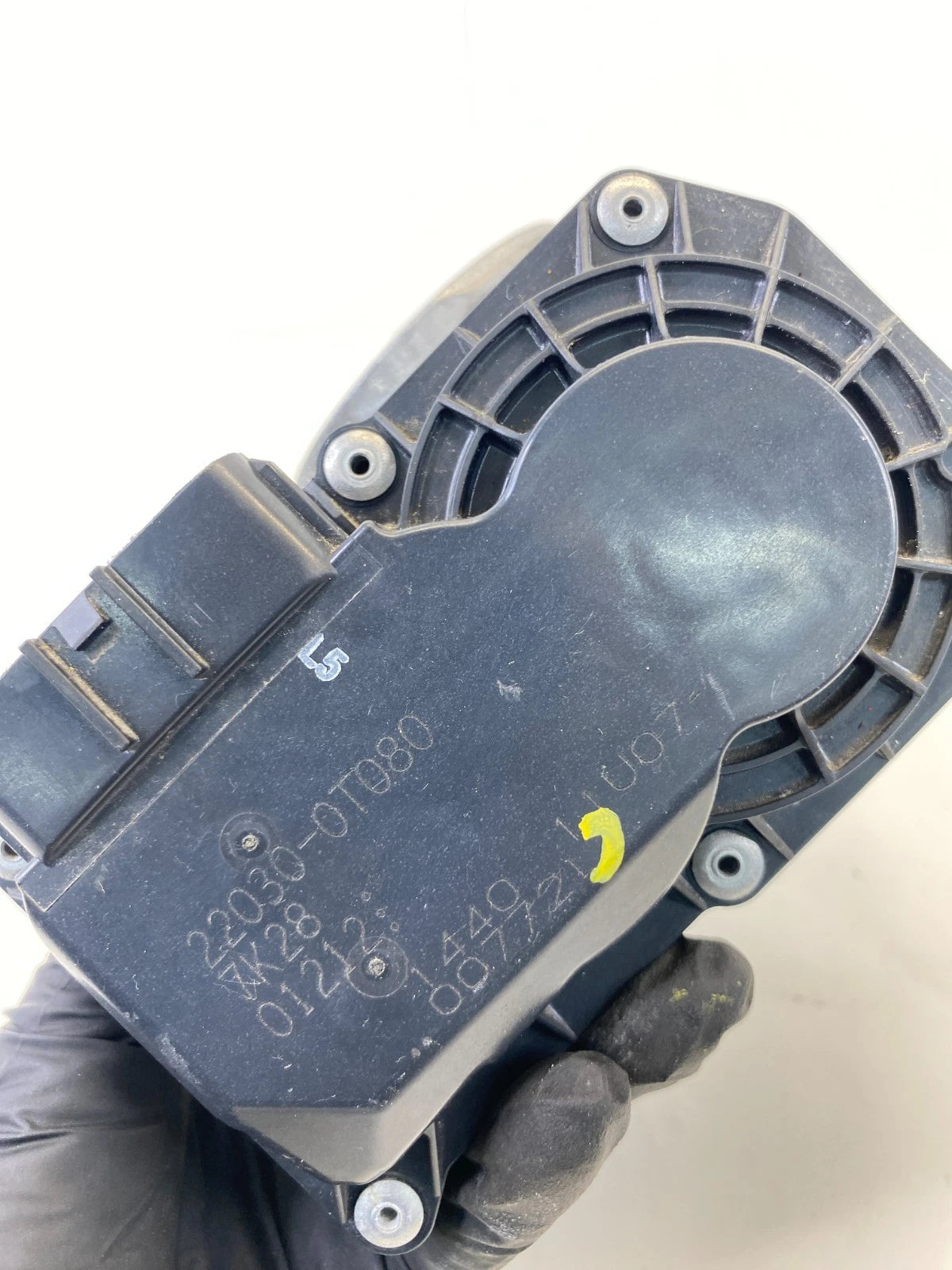 2011-2019 TOYOTA COROLLA 1.8L THROTTLE BODY VALVE ASSEMBLY OEM 22030-0T080