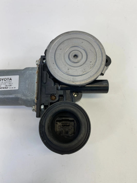 2003-2008 TOYOTA COROLLA FRONT RIGHT PASSENGER DOOR WINDOW MOTOR 85710-AA050