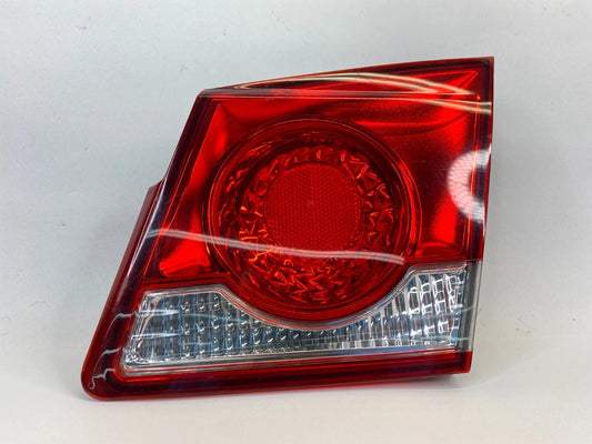 2011-2016 CHEVROLET CRUZE REAR RIGHT PASSENGER INNER TAILLIGHT LAMP 3057KLCP OEM
