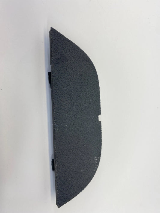 09-12 CHEVROLET TRAVERSE FRONT RIGHT DOOR TRIM PANEL ARMREST CAP COVER 15948053