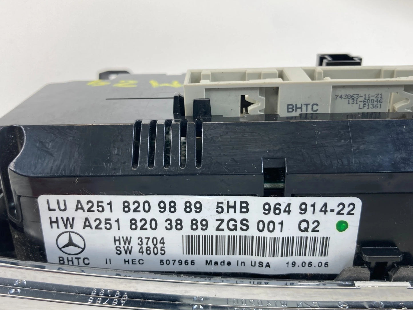 2007 2008 MERCEDES GL320 GL450 GL550 CLIMATE CONTROL SWITCH PANEL 2518209889 OEM