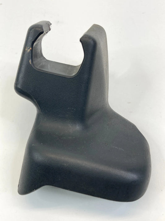 2009-2013 TOYOTA MATRIX RIGHT OUTER SEAT TRACK END COVER TRIM CAP 7213702120
